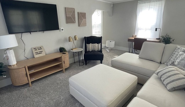 Recently renovated Perrysburg retreat