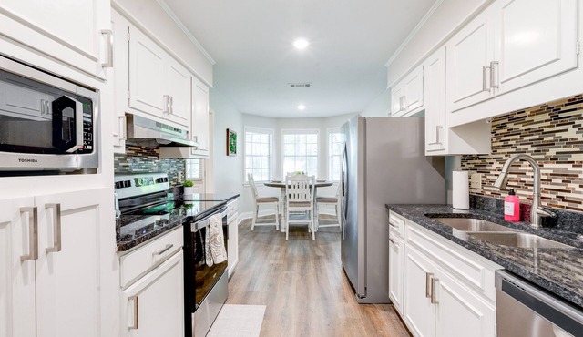 Recently Renovated | 4bd | Close to University