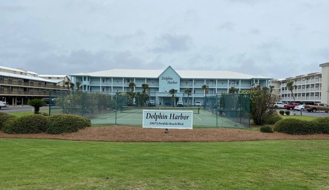 Recently updated! 3 bed 3 bath waterfront condo