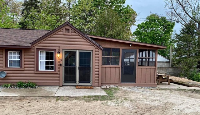 Recently Updated Beachfront Resort Cottage #3