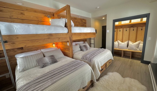 Recently updated & true ski-in/out 2Bed/3Bath. Closest building to the lifts!