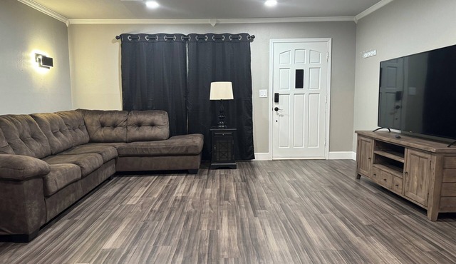Recharge at our family friendly home in Mustang! Close to the airport!