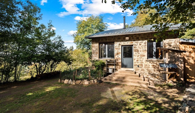 Recharge in the Forest – Retreat for up to 8 Guests