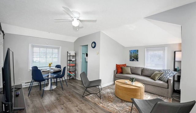 Recharge & Reconnect: Your cozy Vermilion nest