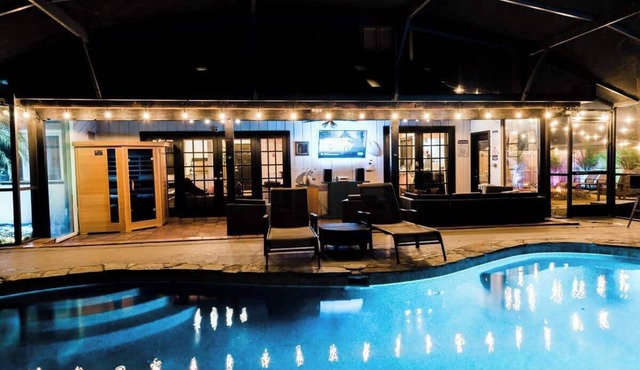 Recharge @ Timberland Lodge: Pool Hottub Sauna