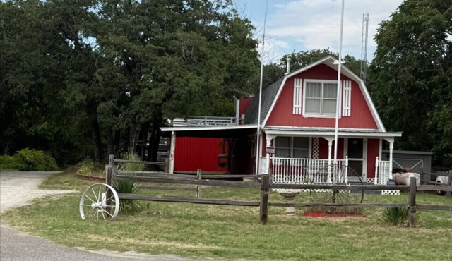 Red Barn close to lake