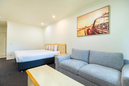 Red Bridge Motor Inn