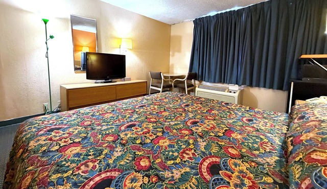 Red Carpet Inn & Suites Lima