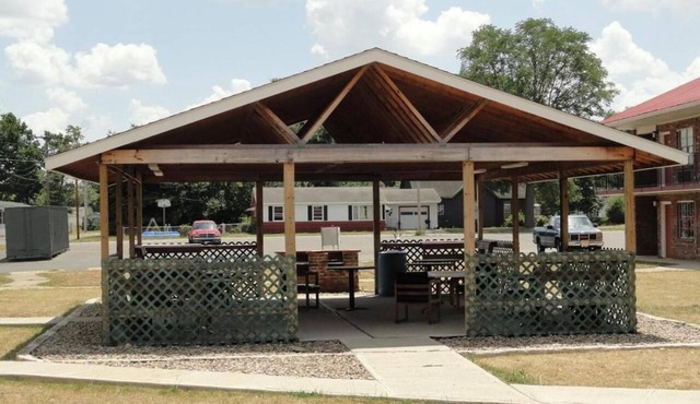 Red Carpet Inn Terre Haute