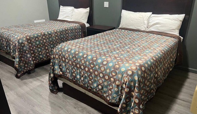 Red Carpet Inn