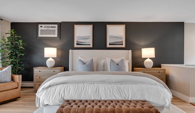 Red Clover Accessible King Suite in Killington