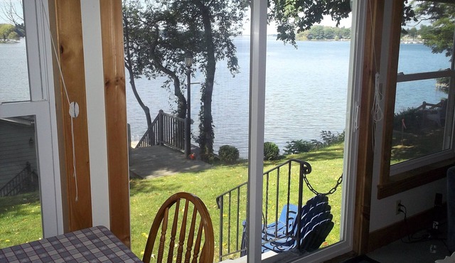 Red Cottage On Sodus Bay Dog Friendly Sleeps 8
