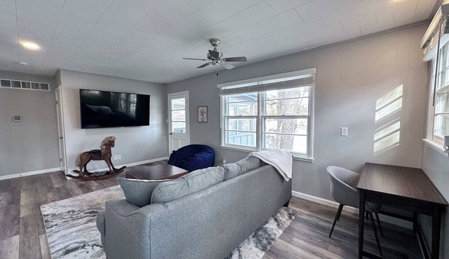 Red Deer Cabin - Stay for 8!