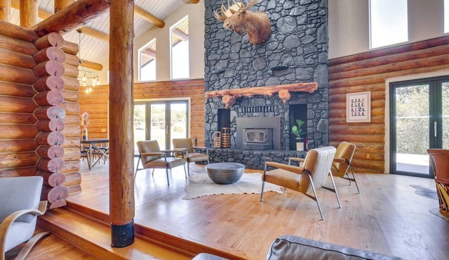 Red Hawk Ridge Manzanita - SD Mag Design Winner - Award Winning Log Estate