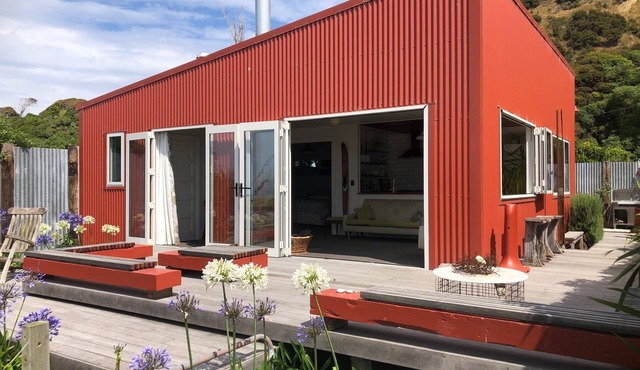 Red House, Mangamaunu