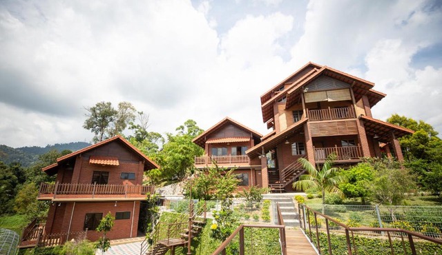 Red House the Garden Stay in Bukit Tinggi by PLAY