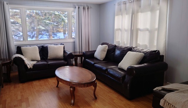 Red Island Cozy Casa