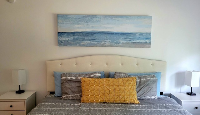 Red Juniper House/4BR, 2.5 Bath, Large Yard, Pet Friendly, 3mi to Mayo Clinic