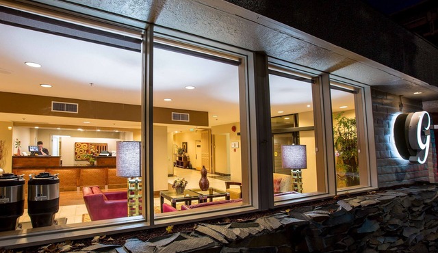 Red Lion Inn & Suites Olympia, Governor Hotel