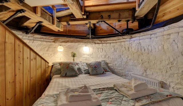 Red Mill - Three Bedroom House, Sleeps 6