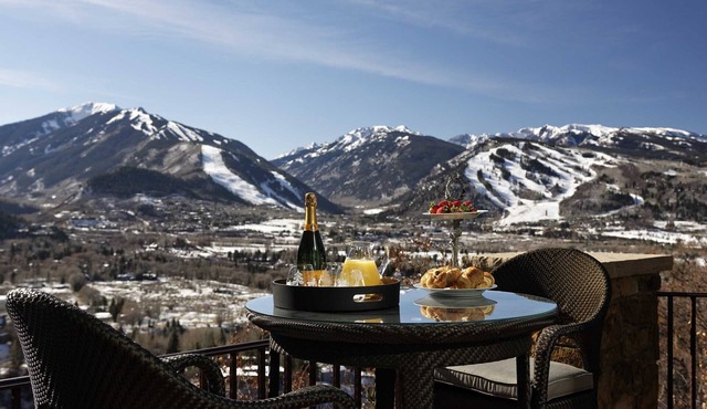 Red Mountain Rise | Private Mt Retreat, Expansive Terraces & Sweeping Views