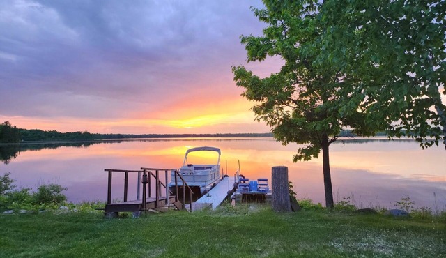 Red Oak Lodge Family-friendly fishing paradise!