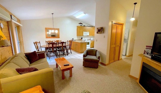 Red Pines - Elk Lake Condo #2