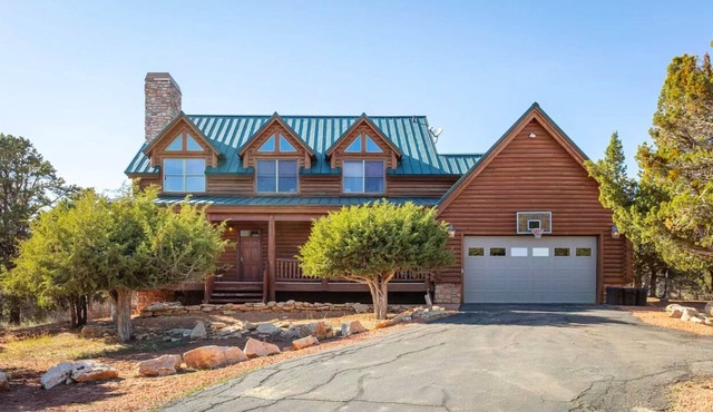 🌲Red Rock Pines🌲 Hot tub💧 Hiking trails🥾 Near Zion's Nat'l Park🏞