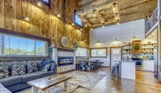 ‼Red Rock Ranch‼ Near Zion's National Park🏞 Hiking Trails🥾 Hot tub💧