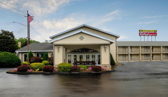 Red Roof Inn and Suites Herkimer