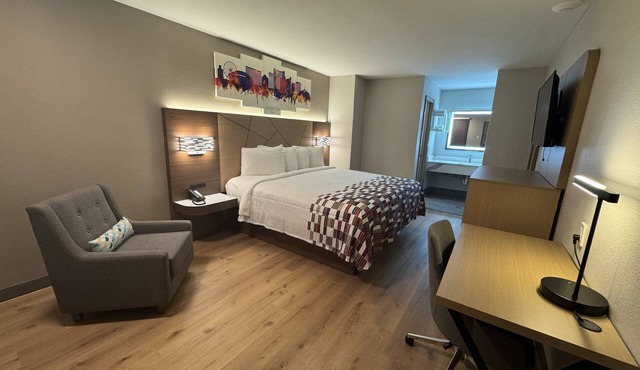 Red Roof Inn Arlington - Entertainment District