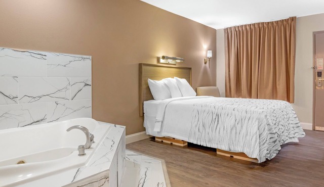 Red Roof Inn Bowling Green