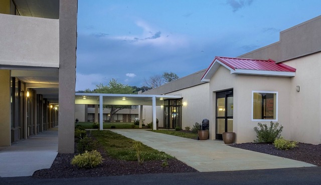 Red Roof Inn Clearfield