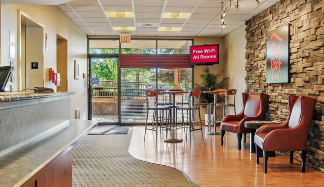 Red Roof Inn Cleveland Airport-Middleburg Heights