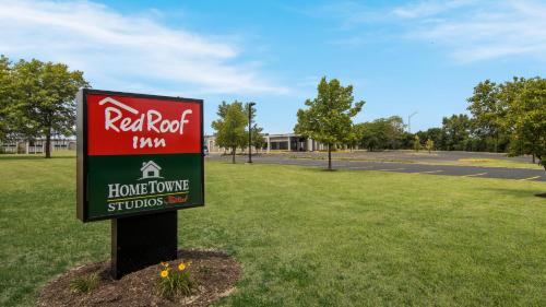 Red Roof Inn & Conference Center Chicago - Aurora Fox Valley