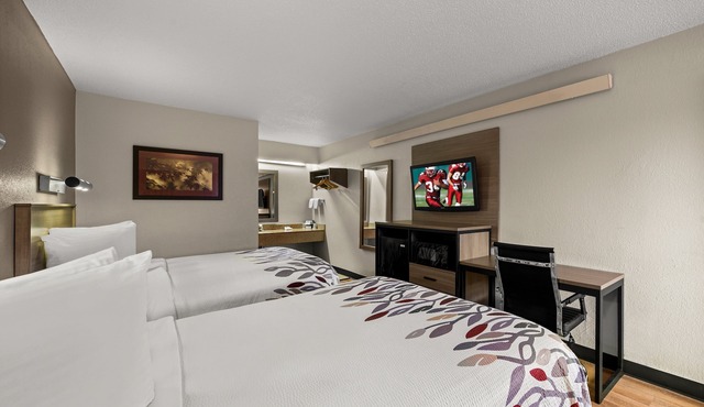 Red Roof Inn Detroit - Royal Oak/Madison Heights