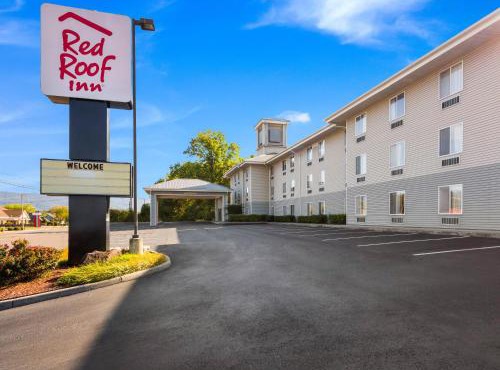 Red Roof Inn Etowah – Athens, TN