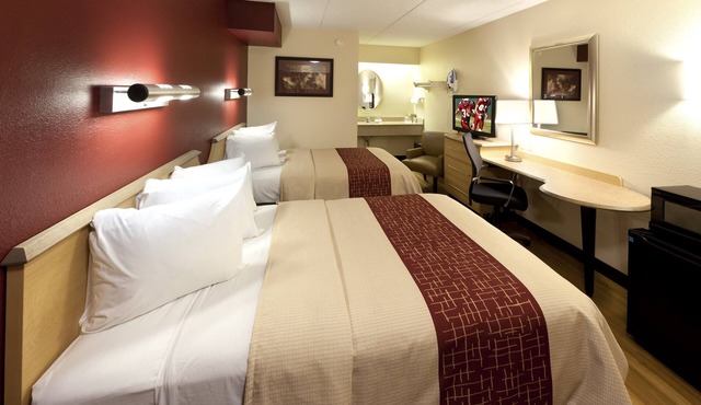 Red Roof Inn Louisville East - Hurstbourne
