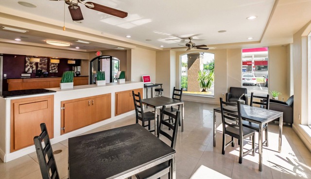 Red Roof Inn Orlando South - Florida Mall