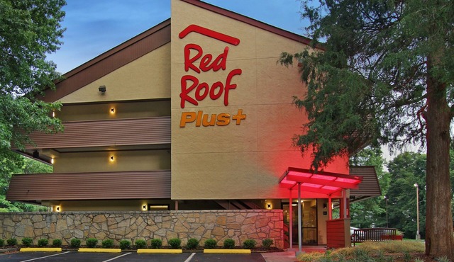 Red Roof Inn PLUS+ Atlanta - Buckhead
