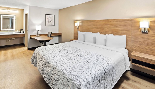 Red Roof Inn PLUS+ Columbus-Ohio State University OSU