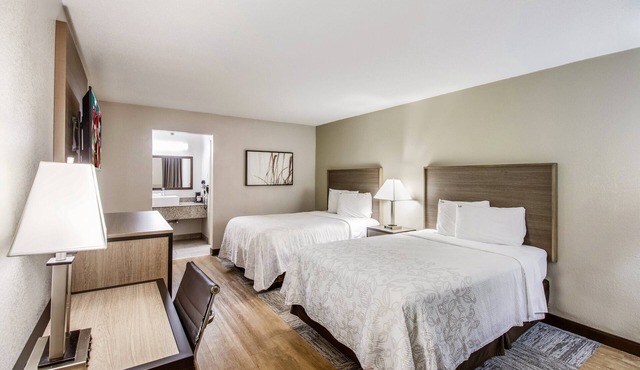 Red Roof Inn PLUS+ Dallas – Addison