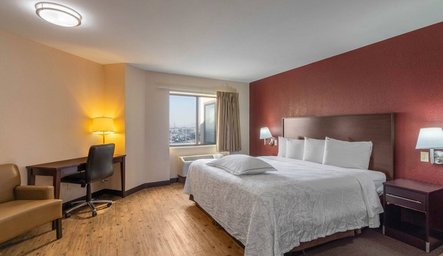 Red Roof Inn PLUS+ El Paso East