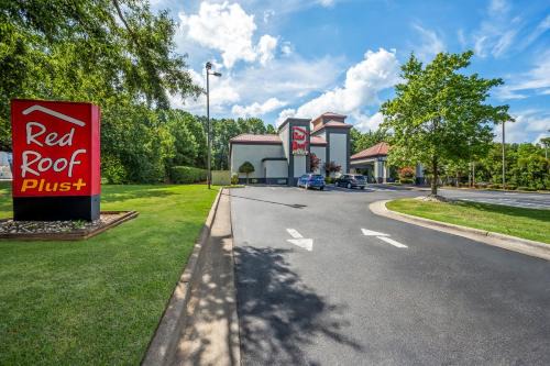 Red Roof Inn PLUS Henderson