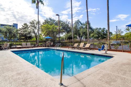 Red Roof Inn PLUS+ Jacksonville – Southpoint