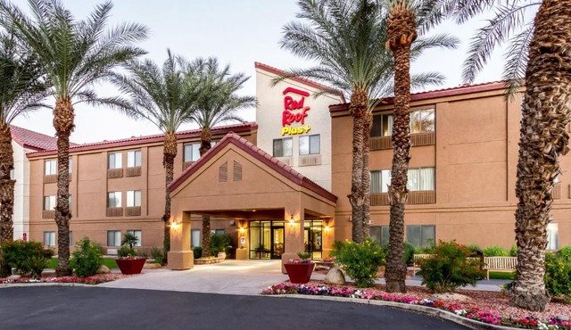 Red Roof Inn PLUS+ Tempe - Phoenix Airport