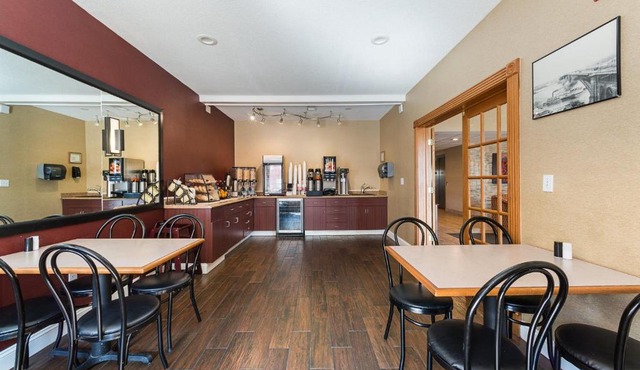 Red Roof Inn St Louis - Troy, IL