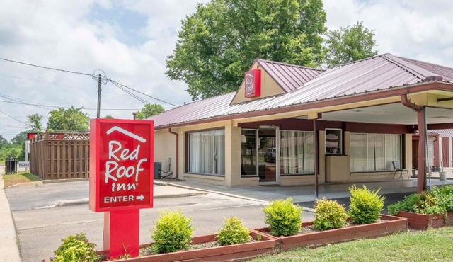Red Roof Inn Starkville - University