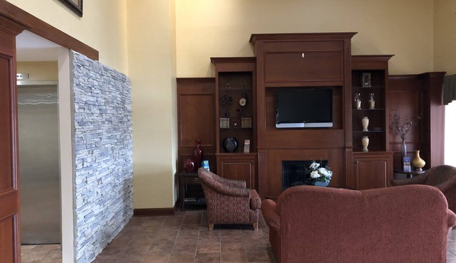 Red Roof Inn & Suites Chestertown