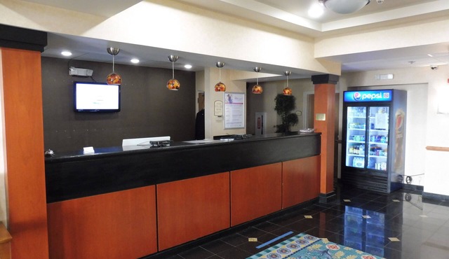 Red Roof Inn & Suites Galloway